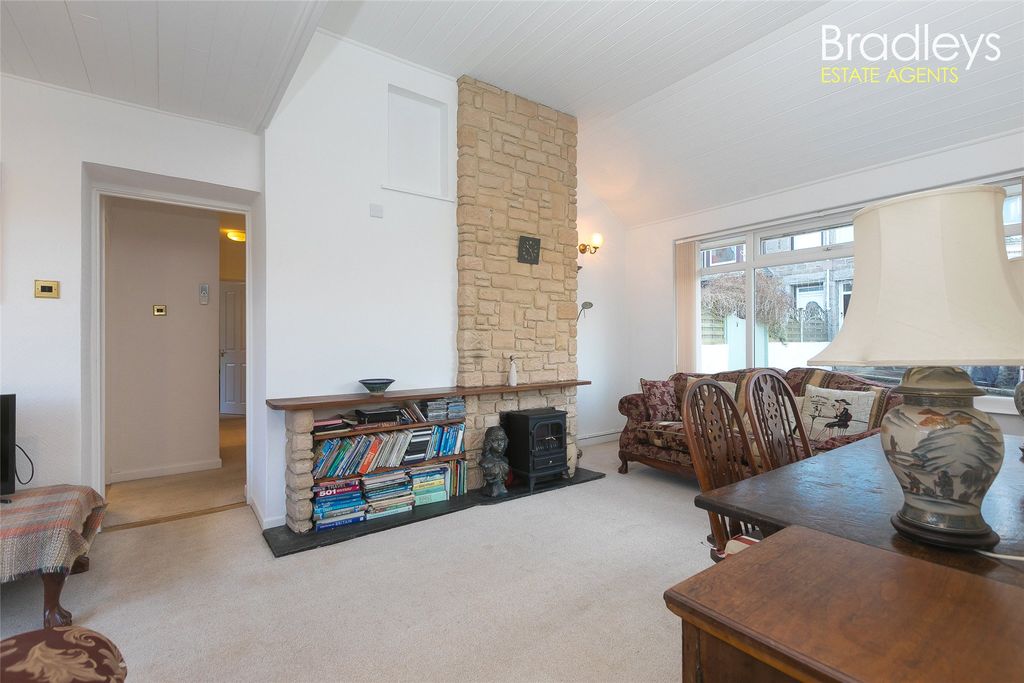 Property photo 3 of 18 Picture No. 28