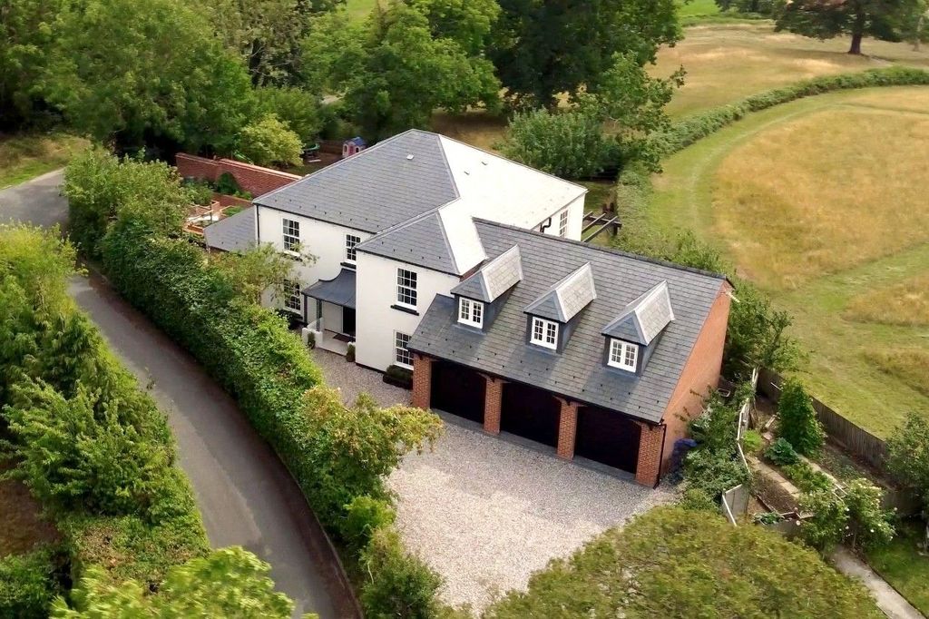 Property photo 1 of 45