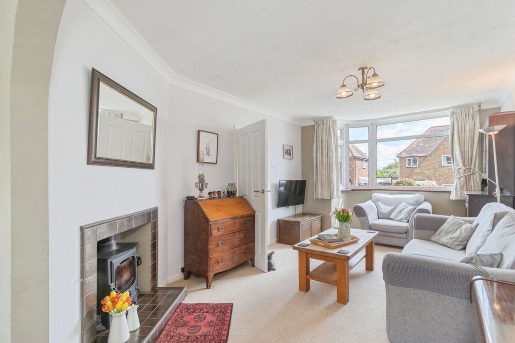 Property photo 2 of 17
