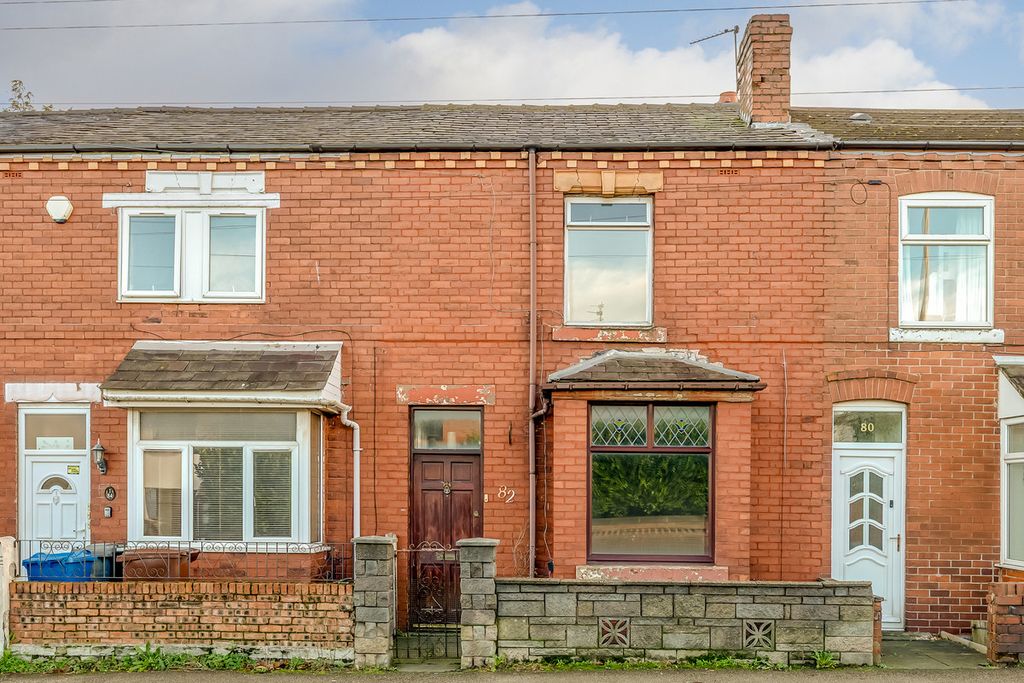 Property photo 1 of 17