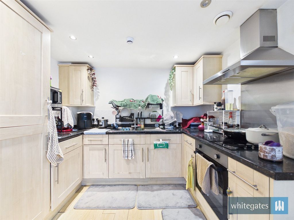 Property photo 3 of 10 Picture No. 02