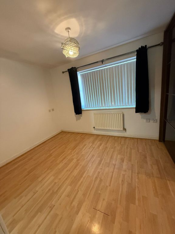 Property photo 3 of 12 Gallery