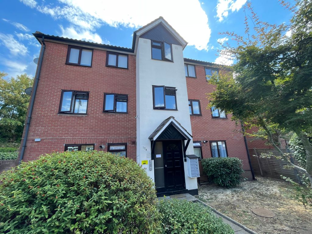 Property photo 1 of 8