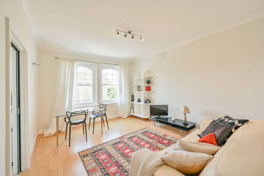 Property photo 1 of 7