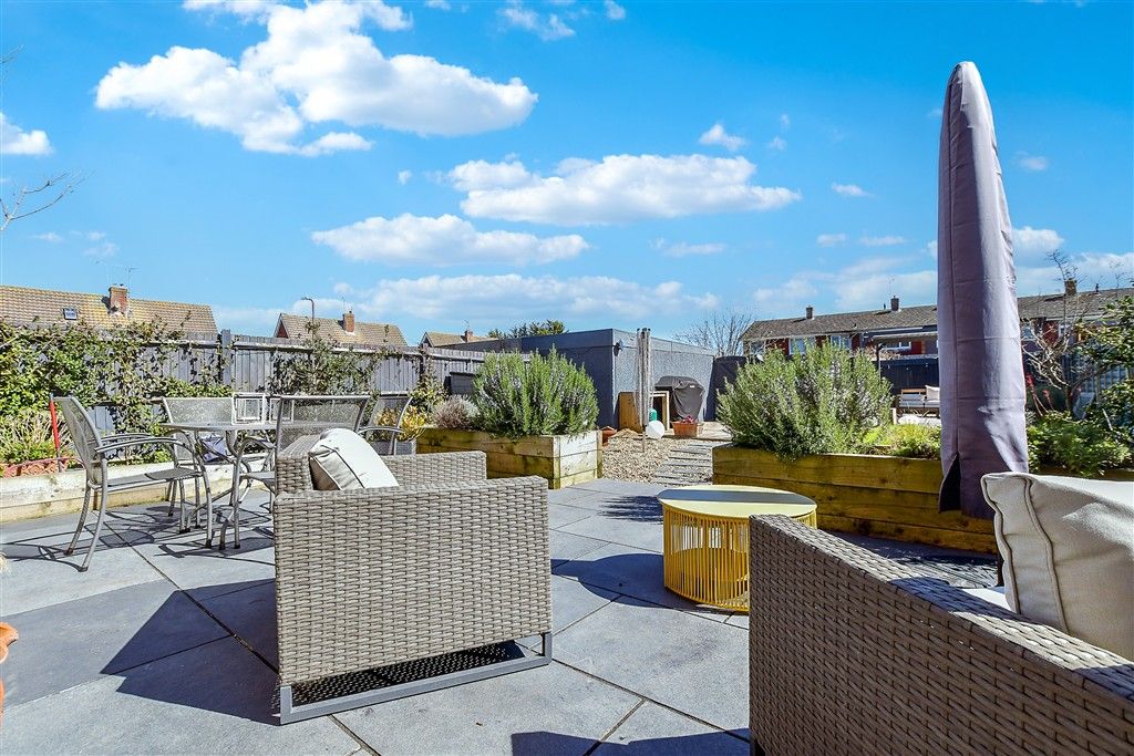 Property photo 2 of 15 Patio / Decking