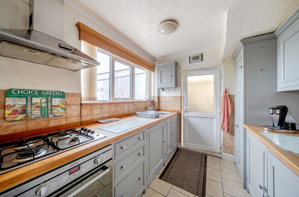 Property photo 3 of 22 1447756-8-69E64147E77E2