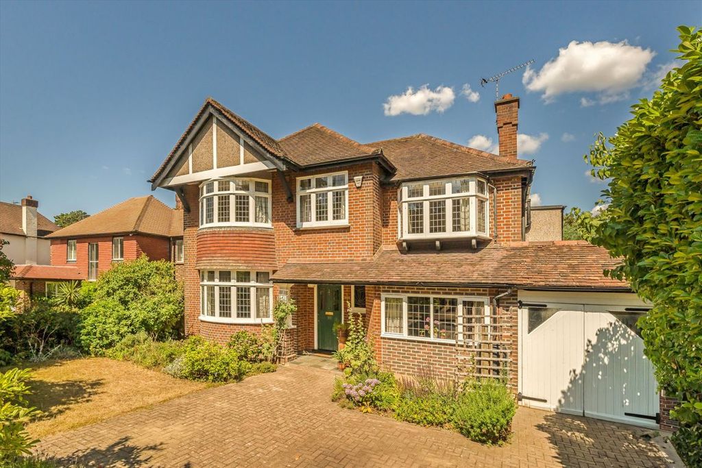 Property photo 1 of 12