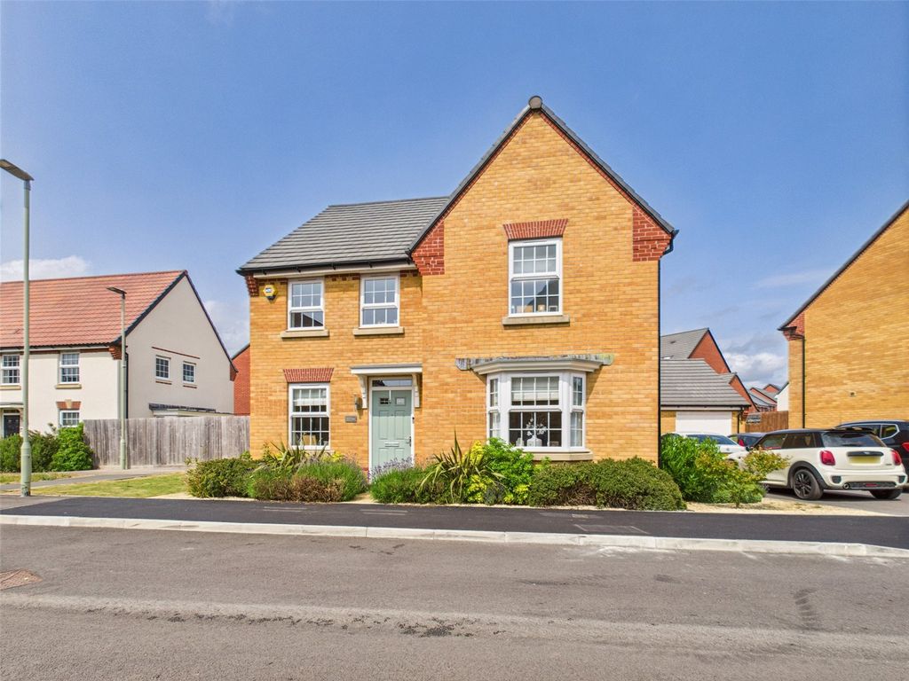 Property photo 1 of 17 Picture No. 02