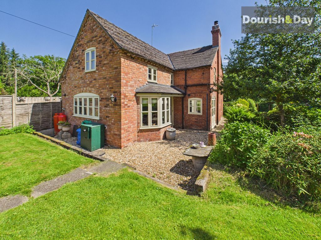 Property photo 2 of 32