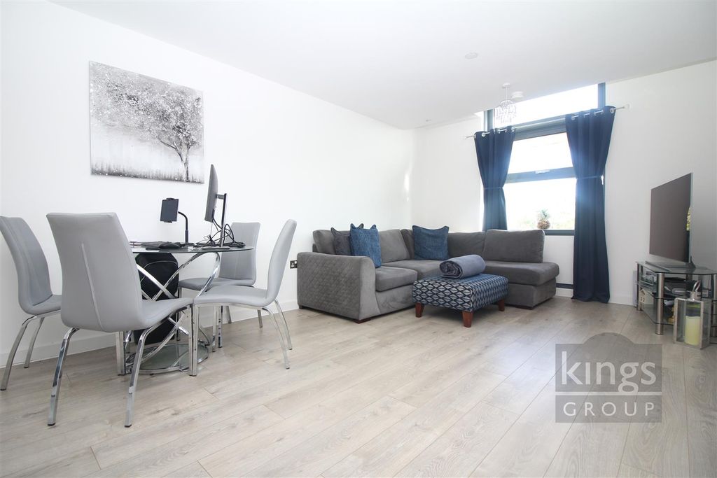 Property photo 2 of 13 Img_2591[2].Jpg