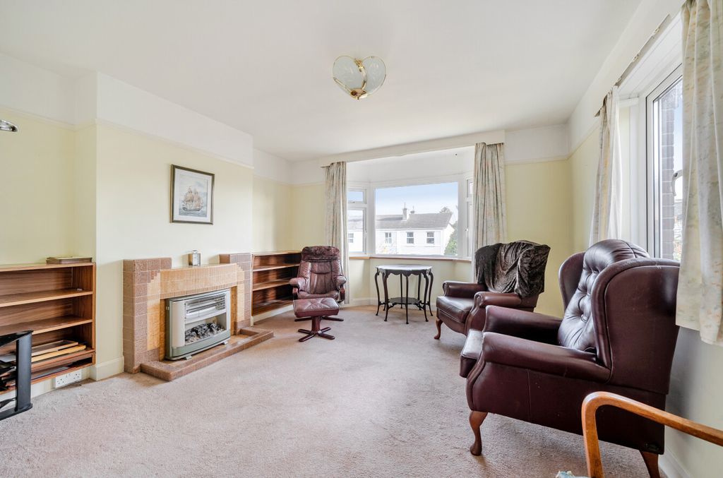 Property photo 2 of 23 1432818-4-69Ca599...