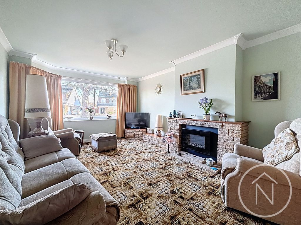 Property photo 2 of 14