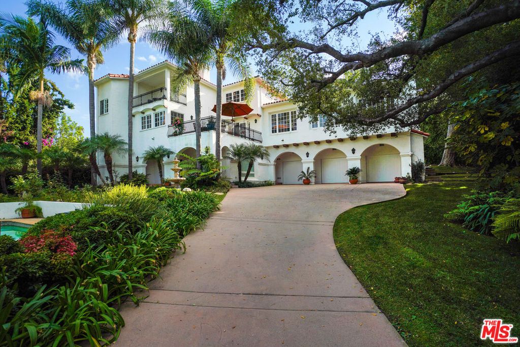 Property photo 1 of 53