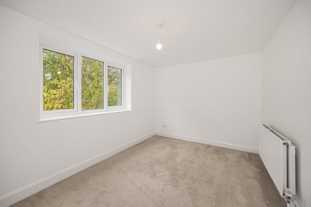 Property photo 3 of 12 3.Jpg