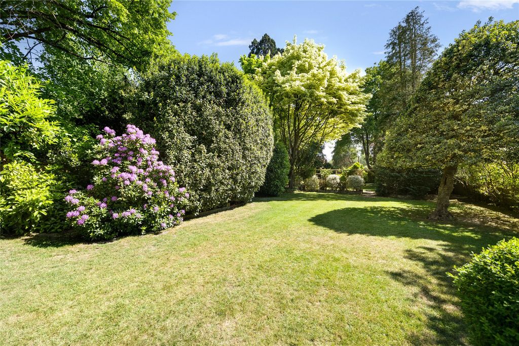 Property photo 2 of 19 Picture No. 17