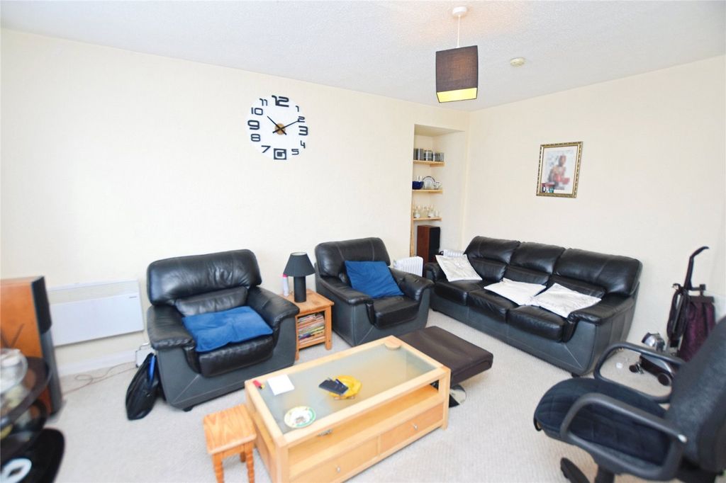 Property photo 3 of 8 Picture No. 04