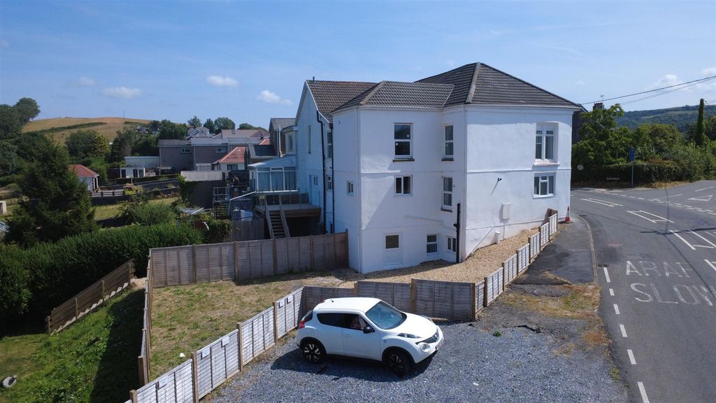 Property photo 1 of 15 Side View.Jpg