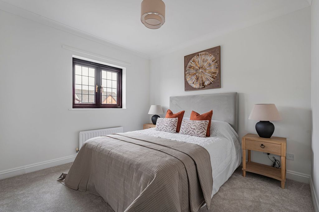 Property photo 3 of 26