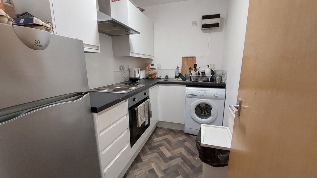 Property photo 3 of 5