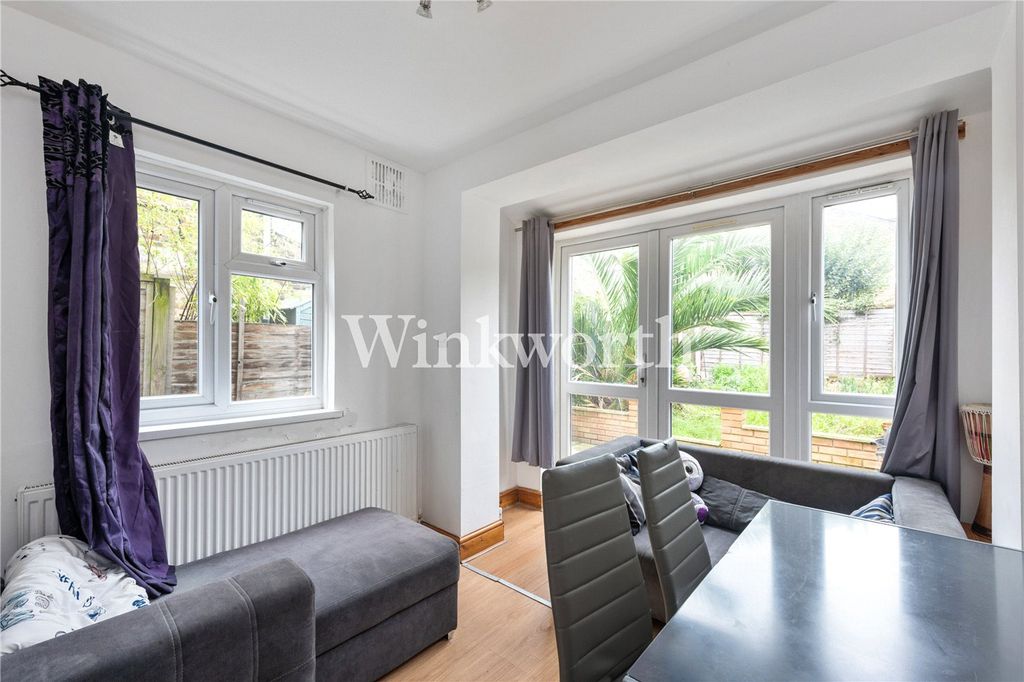 Property photo 3 of 12 Picture No. 22