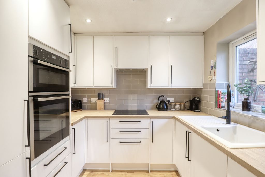 Property photo 3 of 10 Picture No. 07