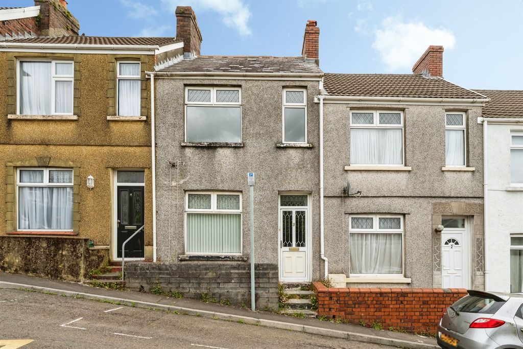 Property photo 1 of 14