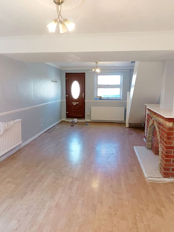 Property photo 2 of 13 Gallery