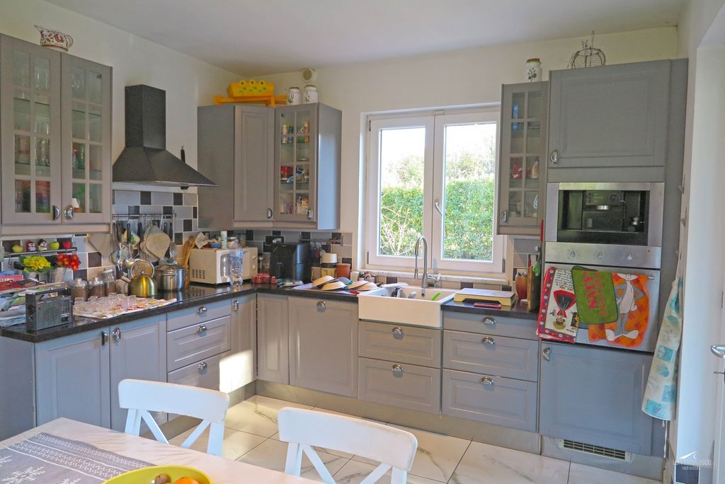 Property photo 3 of 56