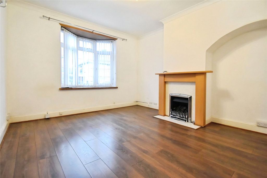 Property photo 2 of 10 Picture No. 49