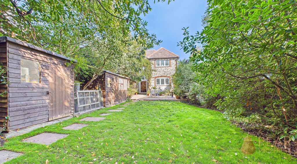 Property photo 1 of 20