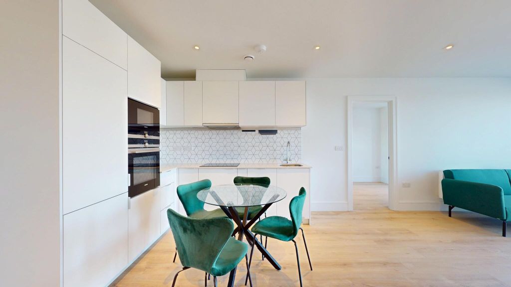 Property photo 2 of 20 Kitchen