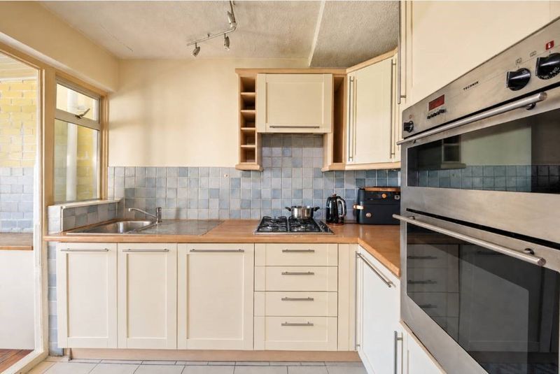 Property photo 2 of 13 Photo 15