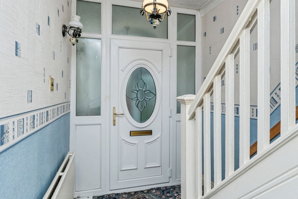 Property photo 2 of 20 Pbox-Img.Jpg