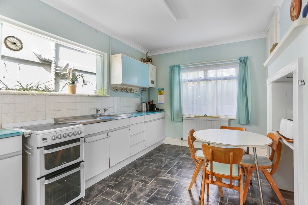 Property photo 3 of 24 296A6240