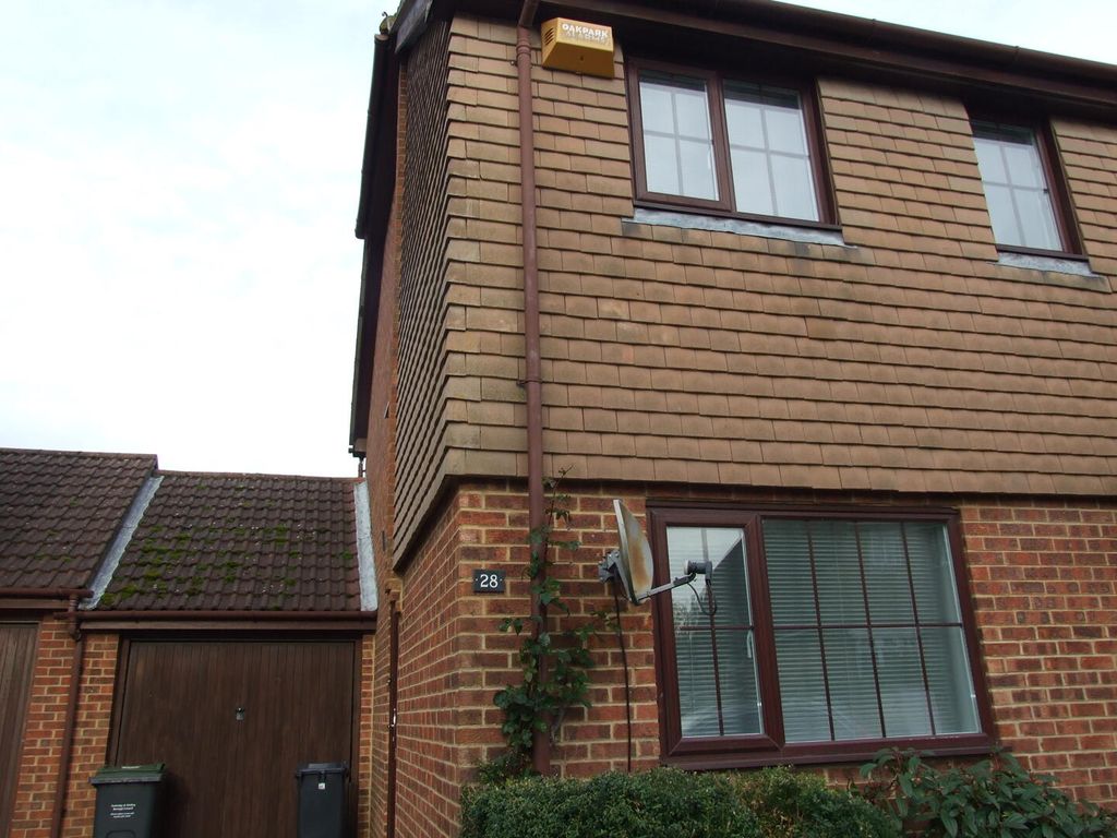 Property photo 1 of 12 Front (Exterior)