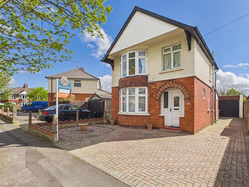 Property photo 1 of 12