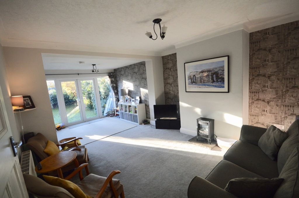 Property photo 2 of 18 Picture No. 13