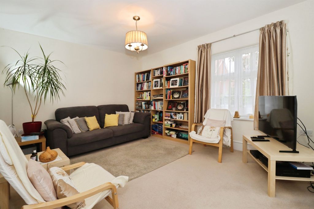 Property photo 2 of 22