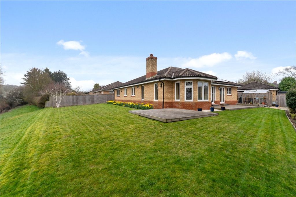 Property photo 1 of 19 Picture No. 18