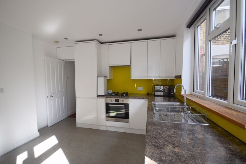 Property photo 2 of 11 Photo 21