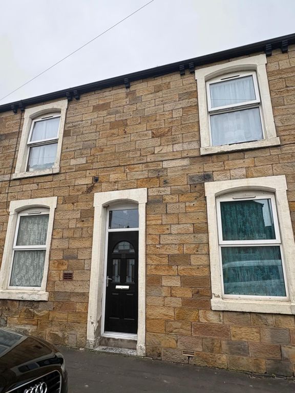 Property photo 1 of 1