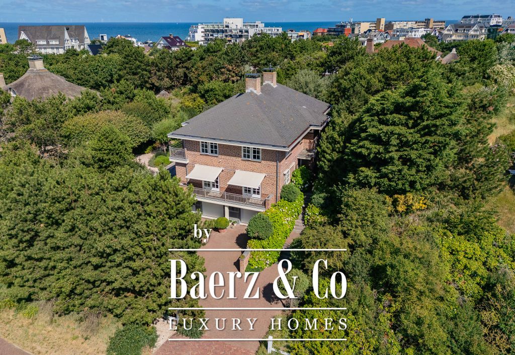 Property photo 1 of 83