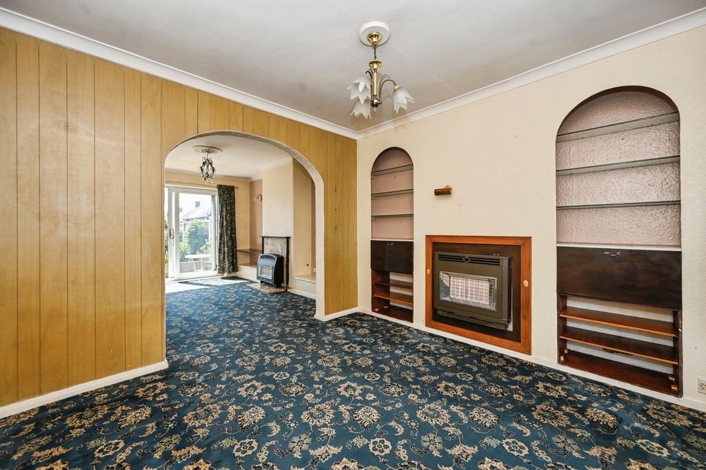 Property photo 2 of 20 Pbox-Img.Jpg