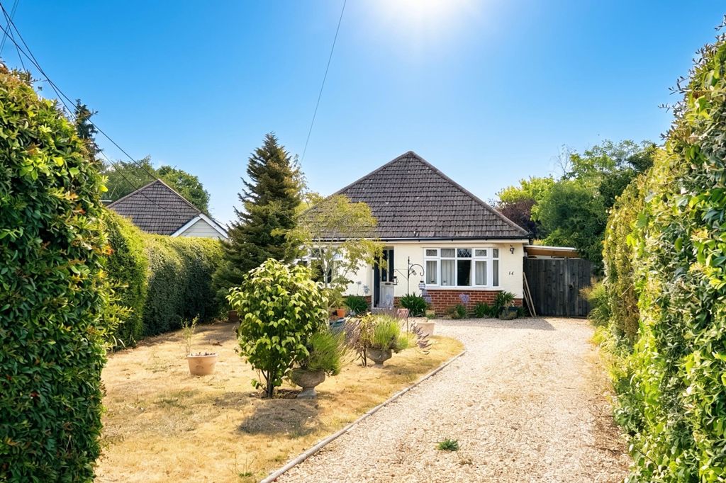 Property photo 1 of 11 Hampton Drive 2 Bedroom Bungalow
