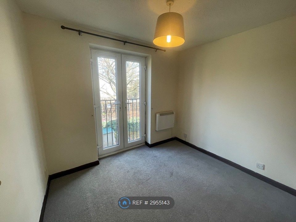 Property photo 3 of 5
