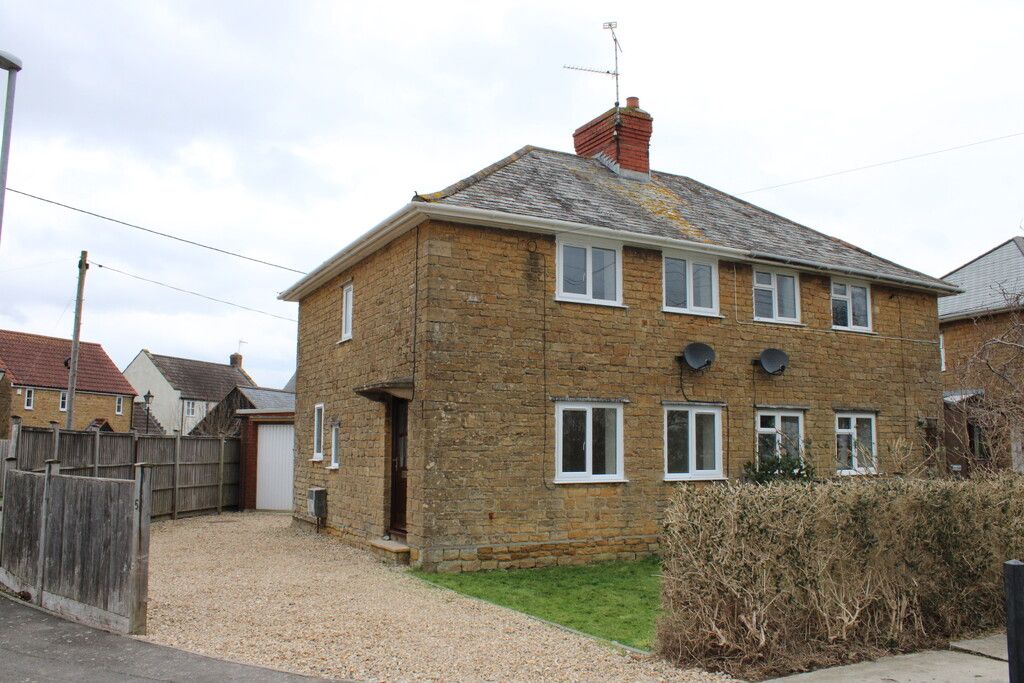 Property photo 1 of 7 Front External