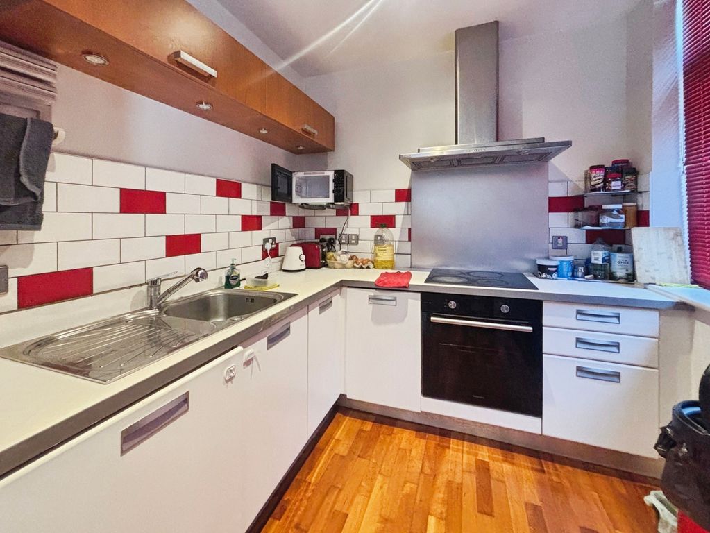 Property photo 2 of 8 Pbox-Img.Jpg