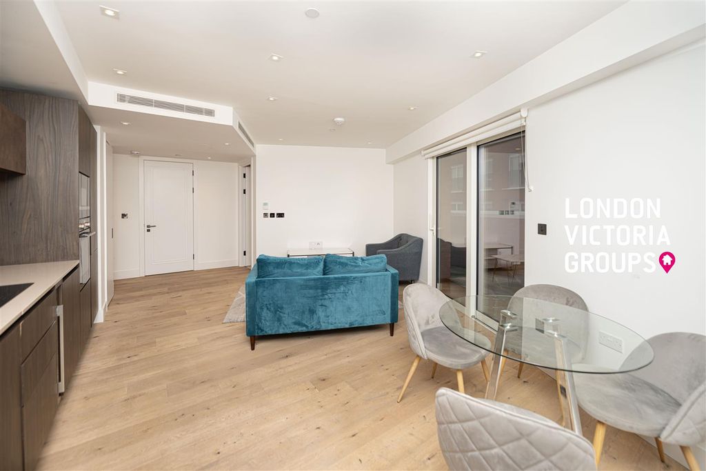 Property photo 3 of 21 1-4047.Jpg