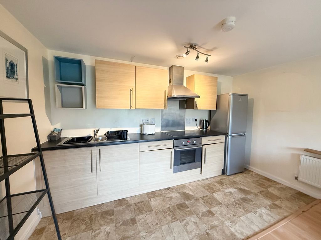 Property photo 1 of 6