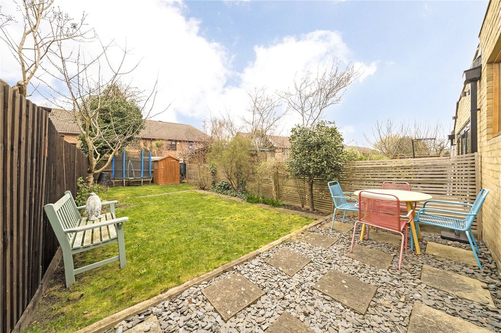 Property photo 3 of 9 Picture No. 06